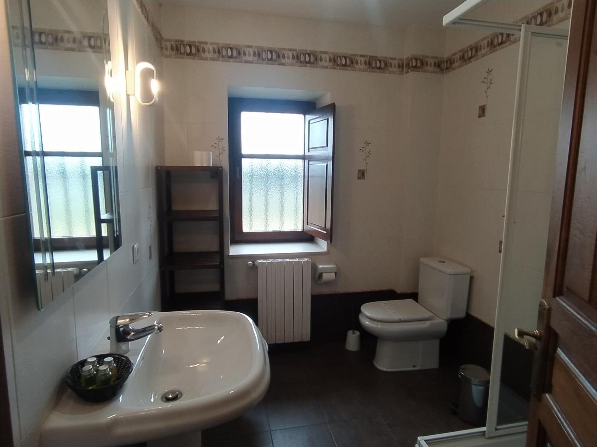 Pensjonat Casa De Aldea La Piniella Villahormes Zewnętrze zdjęcie